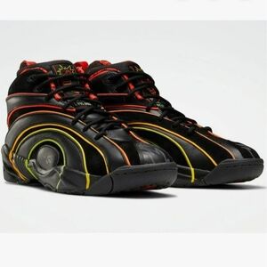 Vintage Basketball SneakerHot Ones x Reebok Shaqnosis Scoville Levels 4Y